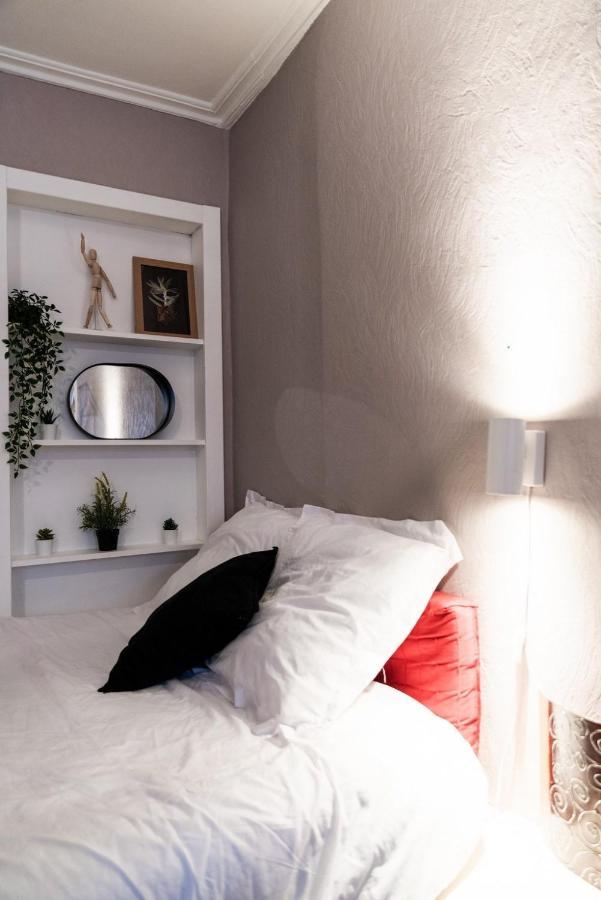 Ferienwohnung Agreable Studio En Plein Coeur De Quimper Exterior foto